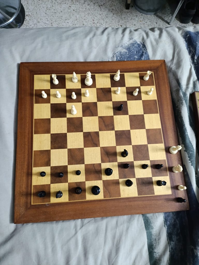 Victoria tiene adicción al Juego y a las Apuestas. Siempre pierde